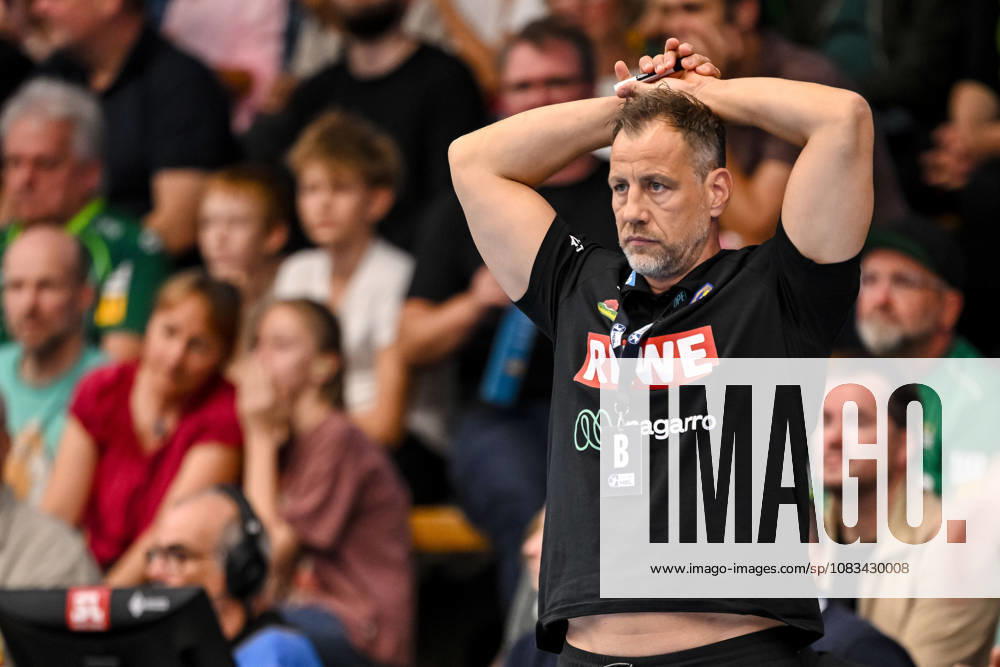 Göppingen, Germany, September 17, 2026: Coach Maik Machulla of Rhein Neckar Löwen looks dejected during the Opel Handball Bundesliga match between FRISCH AUF Göppingen and Rhein Neckar Löwen at the EWS Arena on September 17, 2026, in Göppingen, Germany Photo by Harry Langer DeFodi Images Goeppingen, Germany, September 17, 2026 Coach Maik Machulla of Rhein Neckar Löwen looks dejected during the Opel Handball Bundesliga match between FRISCH AUF Goeppingen and Rhein Neckar Löwen at the EWS Arena on September 17, 2026 in Göppingen, Germany. Photo by Harry Langer, DeFodi Images. Photo by Harry Langer, DeFodi Images