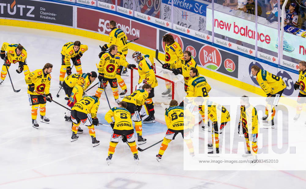 Ice Hockey National League Regular Season: ZSC Lions vs. SC Bern, Zurich, Switzerland, September 15, 2026. SC Bern in front of their own goal before the start of the championship game against the ZSC Lions at the Swiss Life Arena