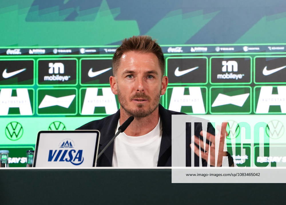Tobias Strobl, head coach of VfL Wolfsburg, participates in a post-match press conference (GER), VfL Wolfsburg vs. SV Darmstadt 98, 2. Bundesliga, Matchday 6, 2026–27 season, Volkswagen Arena, Wolfsburg, September 18, 2026. DFL regulations prohibit any use of photographs as image sequences and or quasi-video. VfL Wolfsburg vs. SV Darmstadt 98, 2. Bundesliga, Matchday 6, 2026–27 season, September 18, 2026, Wolfsburg