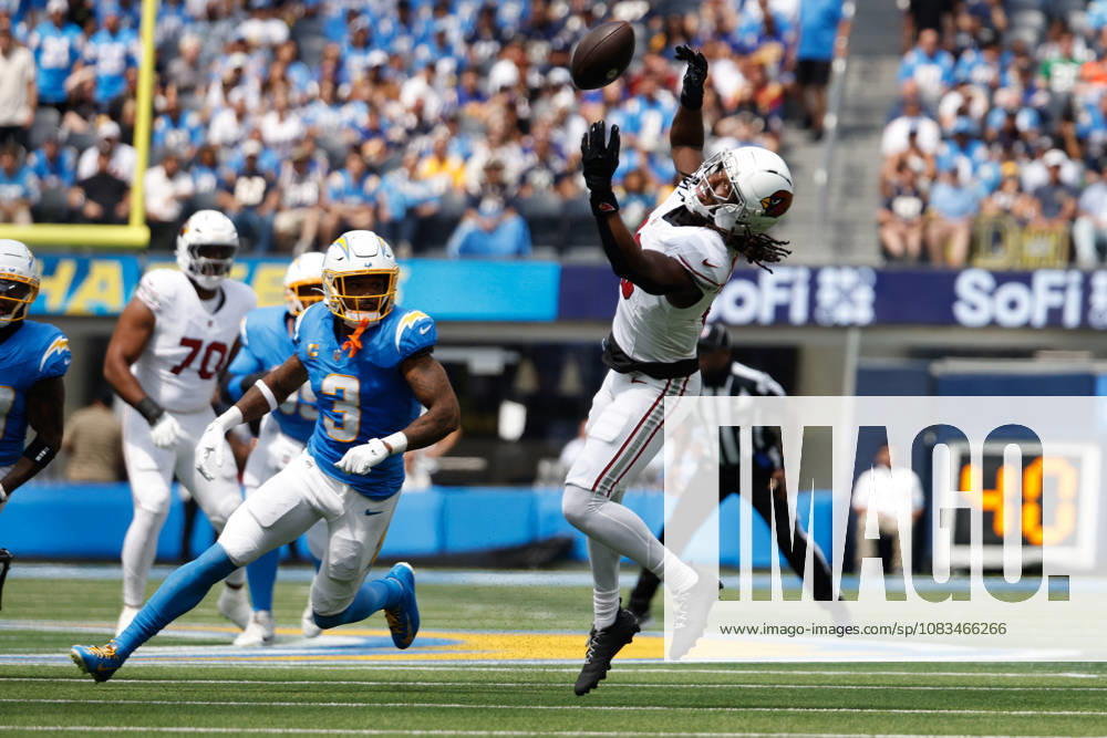 INGLEWOOD, CA - SEPTEMBER 13: Arizona Cardinals wide receiver Marvin Harrison Jr. (18) drops a pass during the NFL, American Football Herren, USA game between the Arizona Cardinals and the Los Angeles Chargers on September 13, 2026, at SoFi Stadium in Inglewood, CA. (Photo by Jevone Moore Icon Sportswire) NFL: SEP 13 Cardinals at Chargers Icon260913743