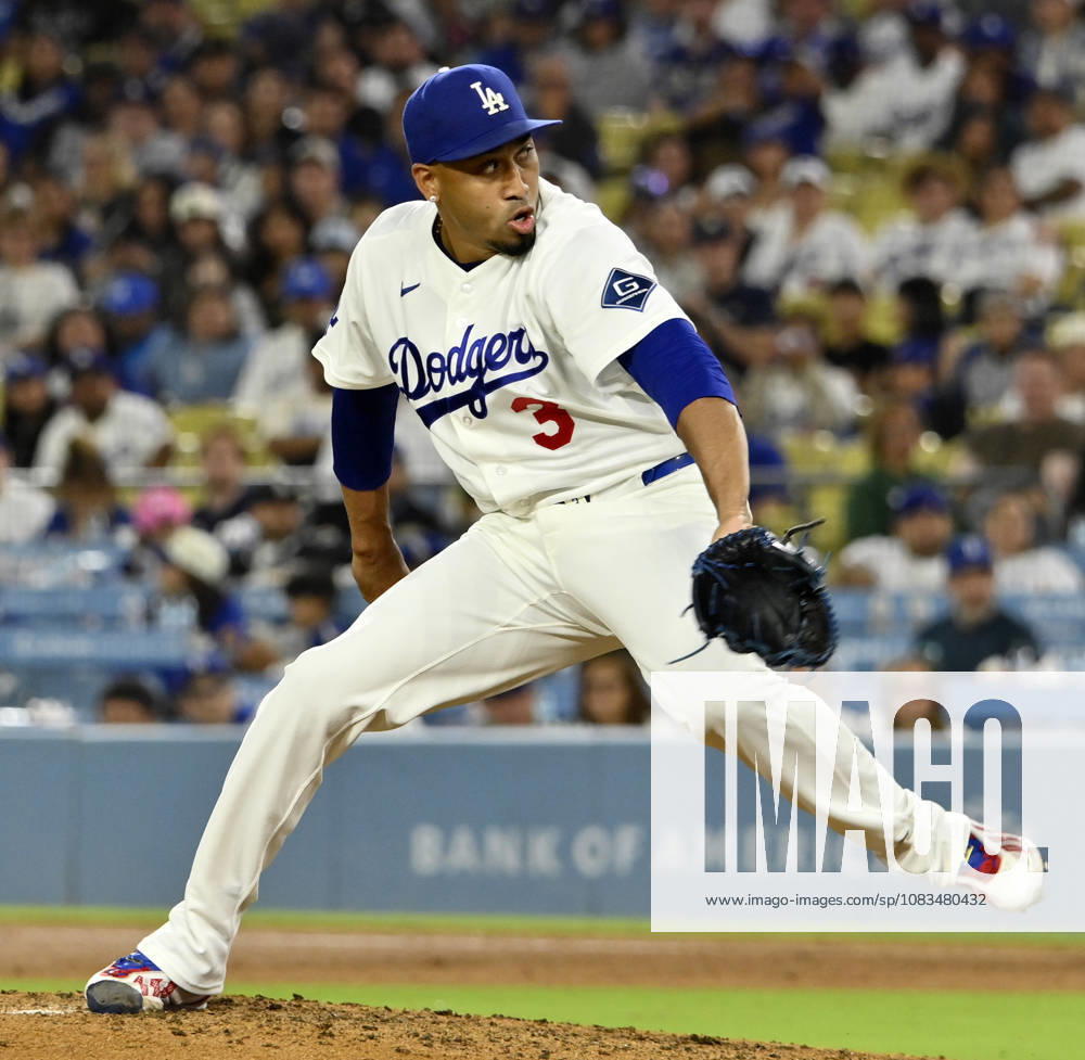 Los Angeles Dodgers closing pitcher Edwin Diaz winds up to deliver in the ninth inning agains the San Francisco Giants at Dodger Stadium in Los Angeles on Friday, September 18, 2026. The Dodgers defeated the Giants 8-2. LAP2026091819 JIMxRUYMEN