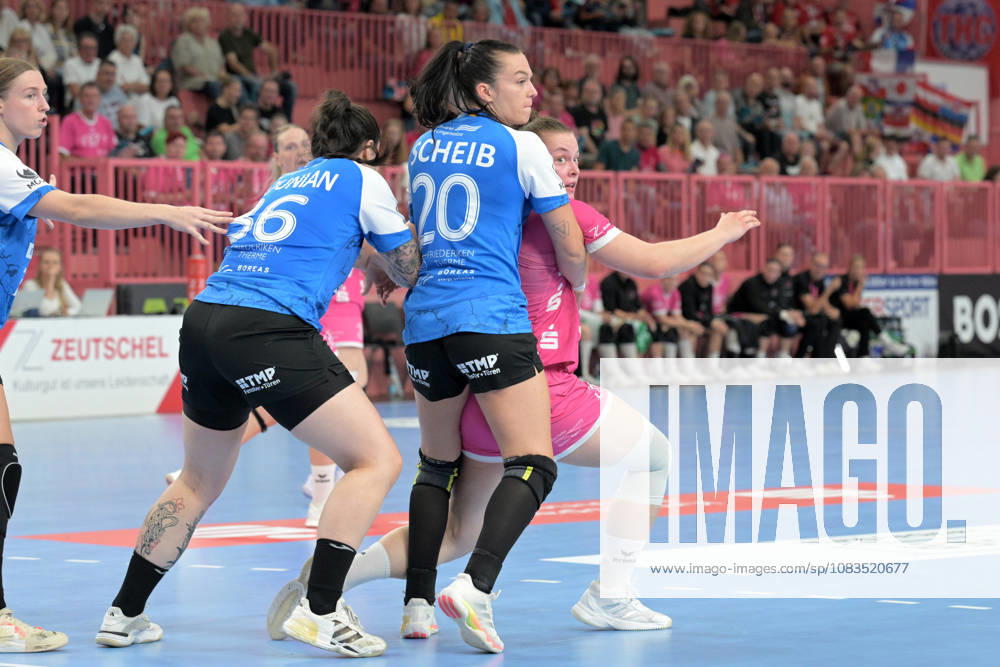 Ida Petzold (TusSies Metzingen), 8, takes on Marcela Arounian (Thueringer HC), 36, and Jana Scheib (Thueringer HC), 20; TusSies Metzingen vs. Thueringer HC, Handball, Alsco HBF, Matchday 4, 2026–2027 season, September 19, 2026 TusSies Metzingen vs. Thuringer HC, Handball, Alsco HBF, Matchday 4, 2026–2027 season, September 19, 2026, Tübingen