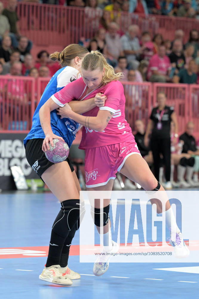 Charlotte Cholevova (TusSies Metzingen), No. 96, with the ball against Jolina Huhnstock (Thüringer HC), No. 45; TusSies Metzingen vs. Thüringer HC, Handball, Alsco HBF, Matchday 4, 2026–2027 Season, September 19, 2026, TusSies Metzingen vs. Thueringer HC, Handball, Alsco HBF, Matchday 4, 2026–2027 Season, September 19, 2026, Tübingen