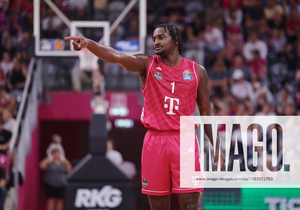 John Michael Wright, Telekom Baskets Bonn vs. Veolia Towers Hamburg, Matchday 1, 2026–27 Season