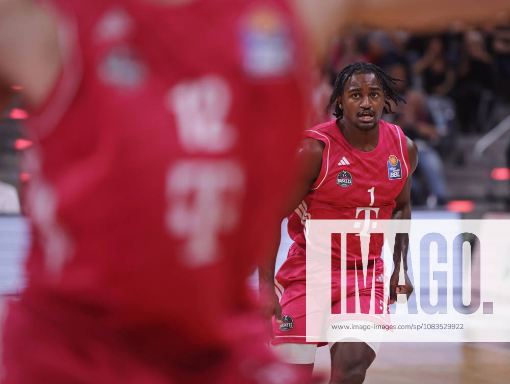 John Michael Wright, Telekom Baskets Bonn vs. Veolia Towers Hamburg, Matchday 1, 2026–27 Season