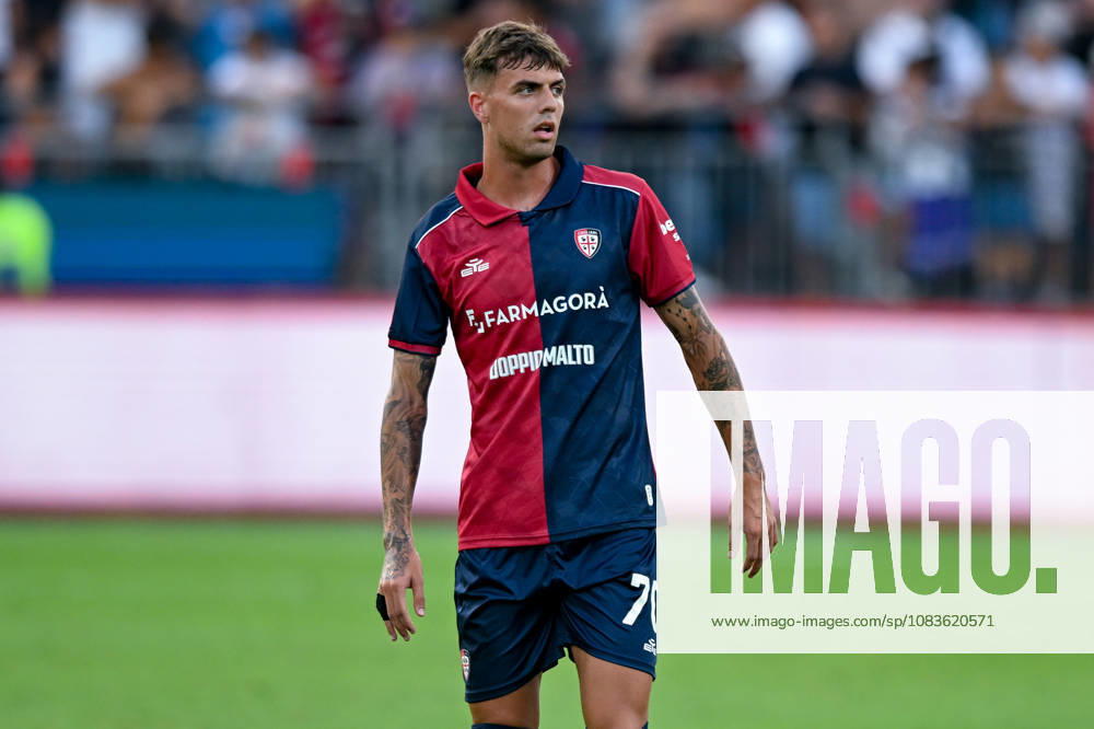 Cagliari s Daniel Maldini in action during the Coppa Italia Frecciarossa soccer match between Cagliari Calcio and Arezzo at the Unipol Domus in Cagliari, Sardinia - Friday 14th august 2026. - Soccer