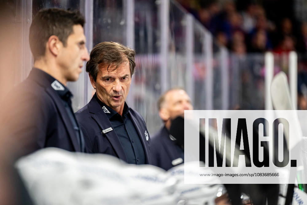 Dallas Eakins, Coach, Head Coach, Adler Mannheim, Nuremberg Ice Tigers vs. Adler Mannheim, Ice Hockey, Penny DEL, Matchday 3, September 21, 2026, Nuremberg Ice Tigers vs. Adler Mannheim, Ice Hockey, Penny DEL, Matchday 3