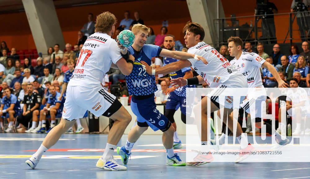 Germany, Stuttgart, DHB Cup 2026–2027 Season, TVB Stuttgart vs. HC Erlangen, from left: Maciej Gebala (HCE), Torben Matzken (TVB), Florian Scheerer (HCE)