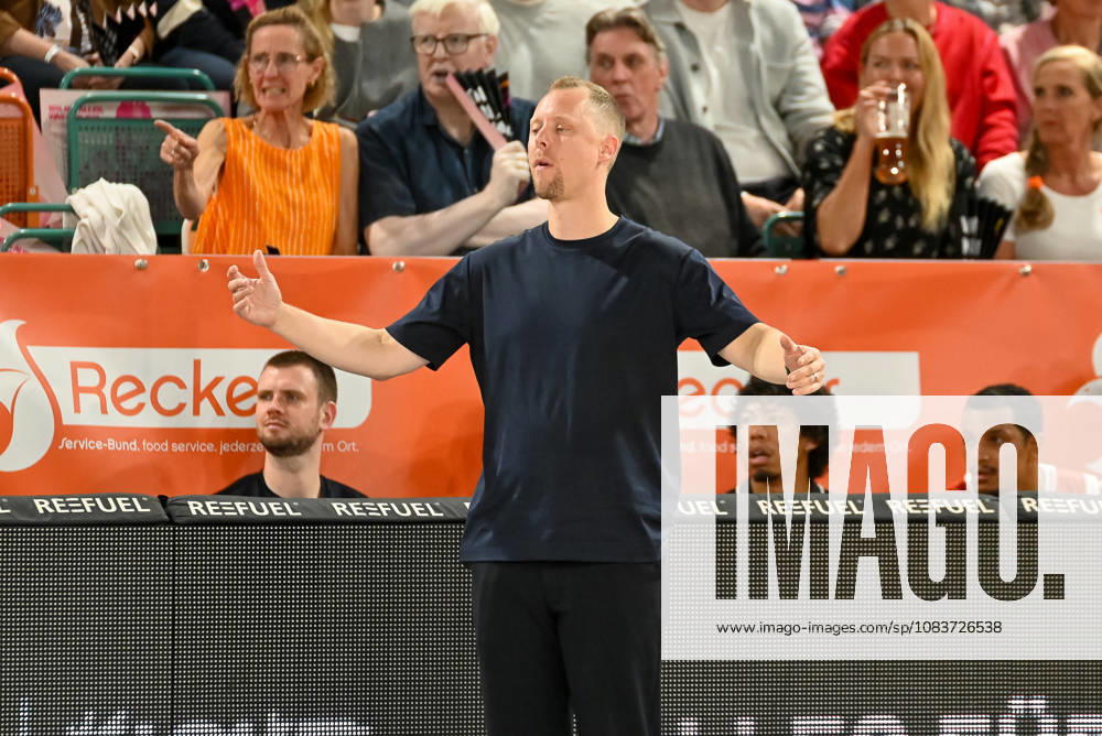 Christian Held, RASTA Vechta coach, gestures in disbelief. RASTA Vechta vs. Bamberg Baskets, easyCredit Basketball Bundesliga, Matchday 2, 2026–2027 season, September 24, 2026, RASTA Vechta vs. Bamberg Baskets, easyCredit Basketball Bundesliga, Matchday 2, 2026–2027 season, September 24, 2026, Vechta