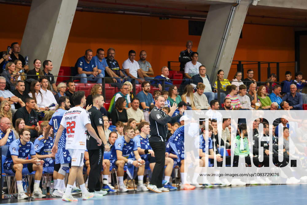 Misha Kaufmann, TVB Stuttgart coach, gives tactical instructions; GER, TVB Stuttgart vs. HC Erlangen, handball, DHB Cup, Matchday 2, 2026–2027 season, September 24, 2026 GER, TVB Stuttgart vs. HC Erlangen, Handball, DHB Cup, Matchday 2, 2026–2027 season, September 24, 2026 Stuttgart