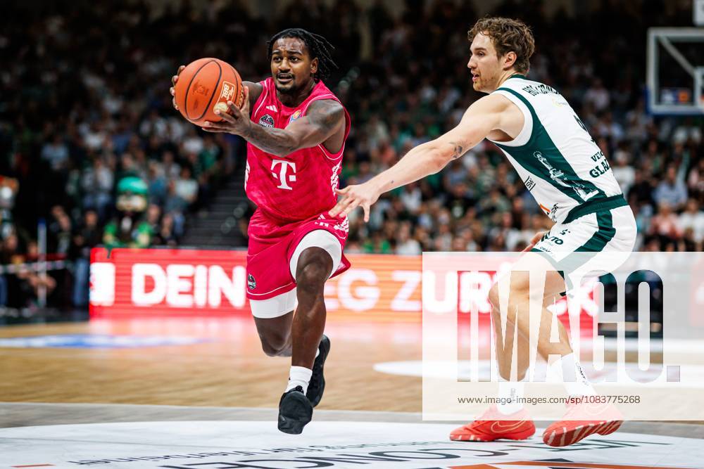 John Michael Wright of Telekom Baskets Bonn goes head-to-head with Marco Hollersbacher of the Gladiators Trier, Action: Vet Concept Gladiators Trier vs. Telekom Baskets Bonn, Basketball, easyCredit BBL, Matchday 2, 2026–2027 Season, September 25, 2026, Vet Concept Gladiators Trier vs. Telekom Baskets Bonn, Basketball, easyCredit BBL, Matchday 2, 2026–2027 Season