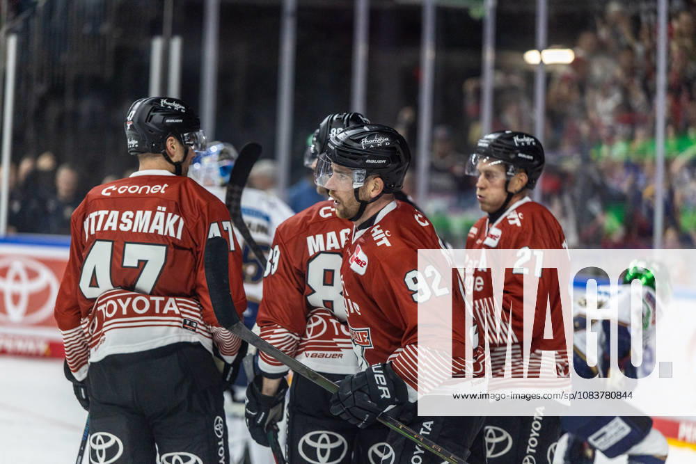 Former Berlin player Marcel Noebel of the Koelner Haie, 92, after scoring the goal that made the score 4–5 in the Koelner Haie vs. Eisbaeren Berlin game, ice hockey, Penny DEL, Matchday 03, 2026–2027, September 25, 2026, Kölner Haie vs. Eisbären Berlin, ice hockey, Penny DEL, Matchday 03, 2026–2027, September 25, 2026, Cologne