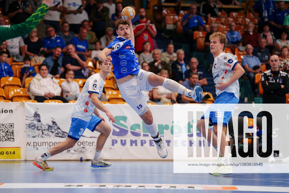 German Handball Bundesliga, Matchday 5: Dessau Roßlauer HV 06 1 VfL Potsdam, Marcel Nowak, Dessau Roßlauer HV 06, 15 on a jump shot on September 26, 2026, at the Anhalt Arena, Dessau-Roßlau, Saxony-Anhalt, Dessau-Roßlau, Anhalt Arena, Saxony-Anhalt, Germany