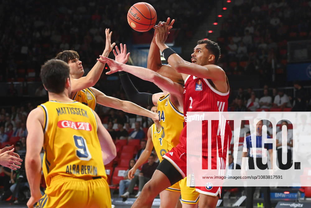 Johannes THIEMANN (FCB), Action, One-on-One Against Justin BEAN (Alba Berlin) and Nevio BENNEFELD (Alba Berlin), Basketball, BBL, 2026–2027 Season, FC Bayern Munich vs. Alba Berlin on September 26, 2026, BMW Park