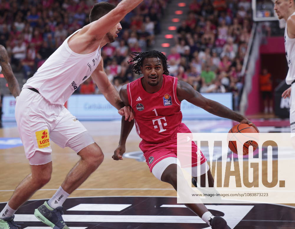 John Michael Wright, Telekom Baskets Bonn vs. SYNTAINICS MBC, Matchday 3, 2026–27 Season