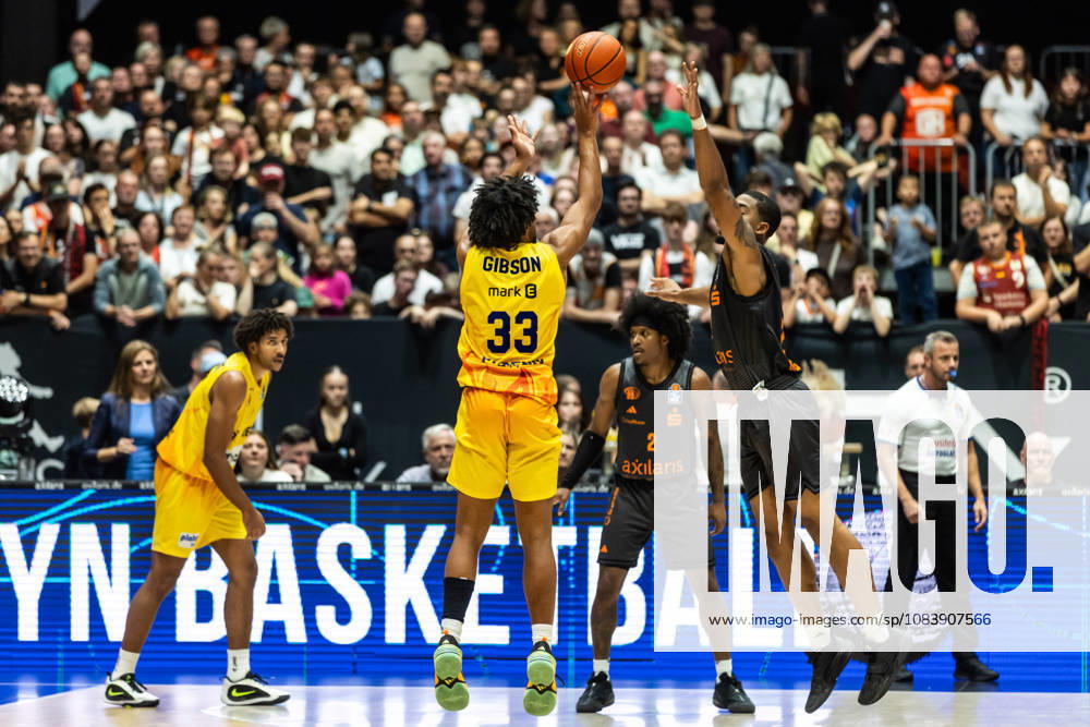 GER, BBL, easyCredit Basketball Bundesliga, Chemnitz, Niners Chemnitz vs. Phoenix Hagen (Trenton Gibson, Phoenix Hagen), 33 Chemnitz Messe, Chemnitz, Saxony, Germany