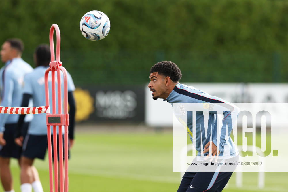 England MD-1 Training, Nations League Morgan Gibbs-White of England during the England MD-1 training session ahead of the 2026 27 UEFA Nations League Group A3 match vs Czech Republic at Tottenham Hotspur Training Ground, Enfield, England on 28 September 2026 Credit: Tiego Grenho Every Second Media Editorial use only. All images are copyright Every Second Media Limited. No images may be reproduced without prior permission.