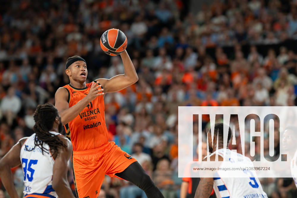 EuroLeague Round 2 match between Valencia Basket and of Kosner Baskonia Vitoria Gasteiz Jasiel Rivero of Valencia Basket seen in action during the EuroLeague Round 2 match between Valencia Basket and of Kosner Baskonia Vitoria Gasteiz at Roig Arena , (Valencia ) on September 29, 2025.