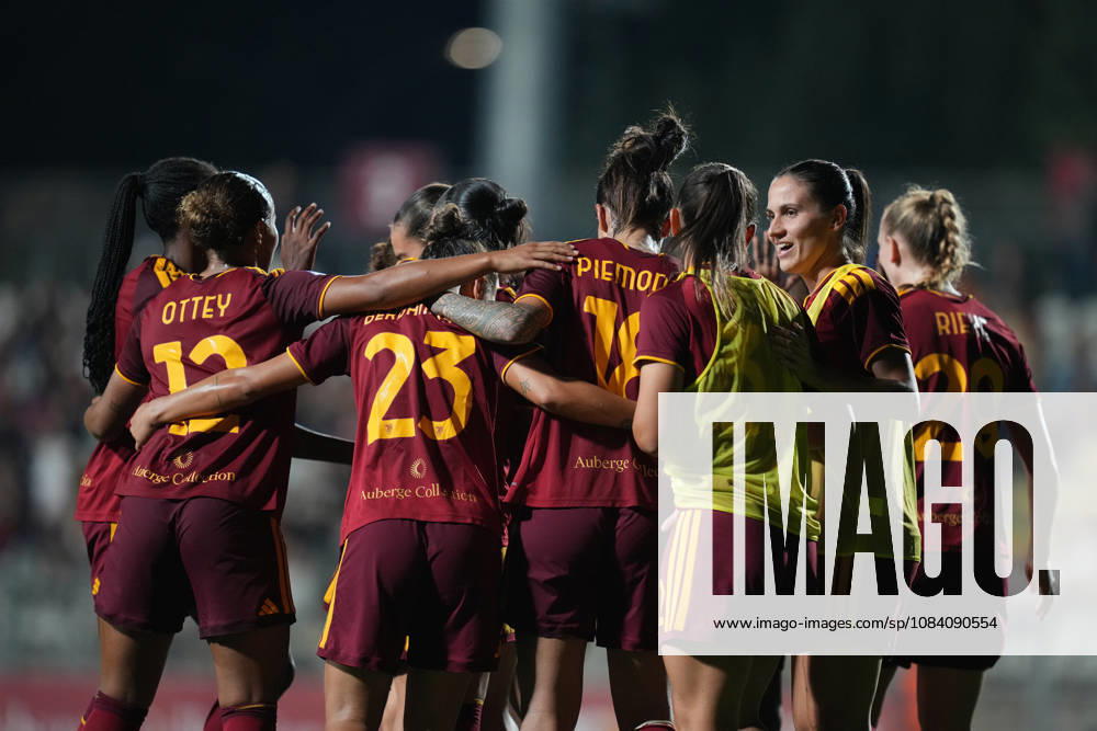 Romas Alice Corelli celebrates after scoring during the Serie A Women soccer match between Roma and Lazio at the Rome s Tre Fontane stadium, Italy - Saturday October 3, 2026 - Soccer ( Photo by Alfredo Falcone LaPresse )