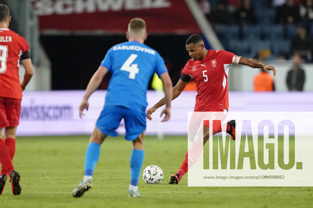 Manuel Akanji (5 SUI) in action during the UEFA Nations League match between Switzerland and Slovenia at thermoplan arena on October 03, 2026 in Luzern, Switzerland.