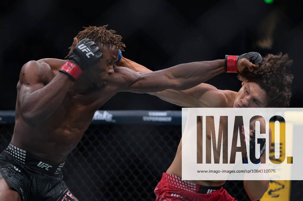 ROMAN KOPYLOV defeated ATEBA GAUTIER by TKO (strikes) at 3:12 of Round 1 during UFC 332 at the Delta Arena in Utah. Salt Lake City USA - ZUMAo117 20261003_zsp_o117_103