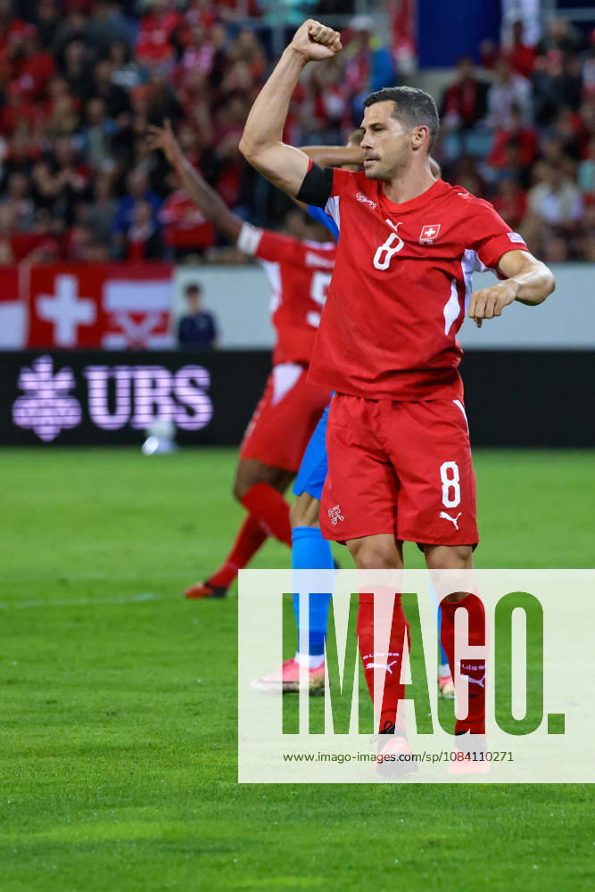 Remo Freuler (8 Switzerland) during the UEFA Nations League match between Switzerland and Slovenia at thermoplan arena on October 3, 2026 in Lucerne, Switzerland.