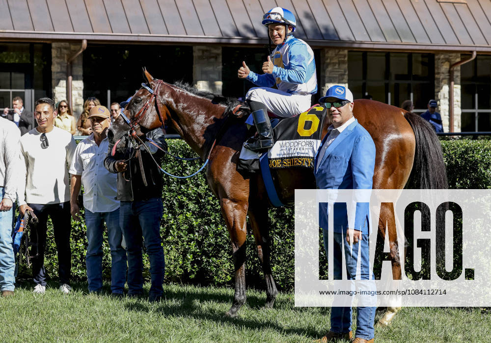 Joe Shiesty (6) ridden by Fernando De La Cruz wins the Woodford Stakes presented by Fanduel (Grade 2) at Keeneland in Lexington, Kentucky on October 3, 2026. Eclipse Sportswire CSM HORSE RACING 2026: Coolmore Turf Mile Day Keeneland OCT 03 - ZUMAcs17 20261003_faf_cs17_262