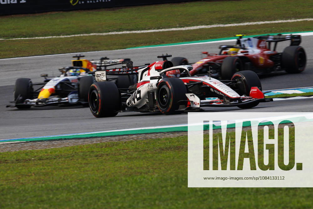 4th October 2026; Sepang IC, Kuala Lumpur, Malaysia; Formula 1, Bahrain Grand Prix, Race Day; Esteban Ocon (31) of France and TGR Haas F1 Team during the race StephenxBlackberry