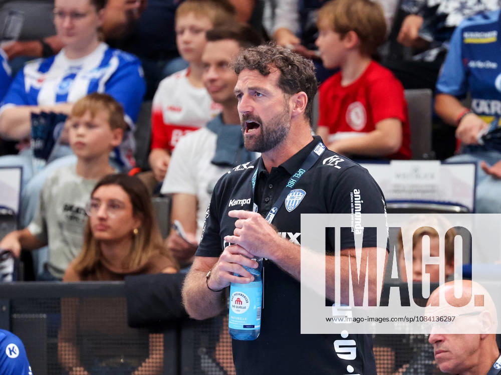 Germany, Stuttgart, Opel HBL, 2026–2027 Bundesliga, TVB Stuttgart vs. TBV Lemgo Lippe, TBV Coach Florian Kehrmann