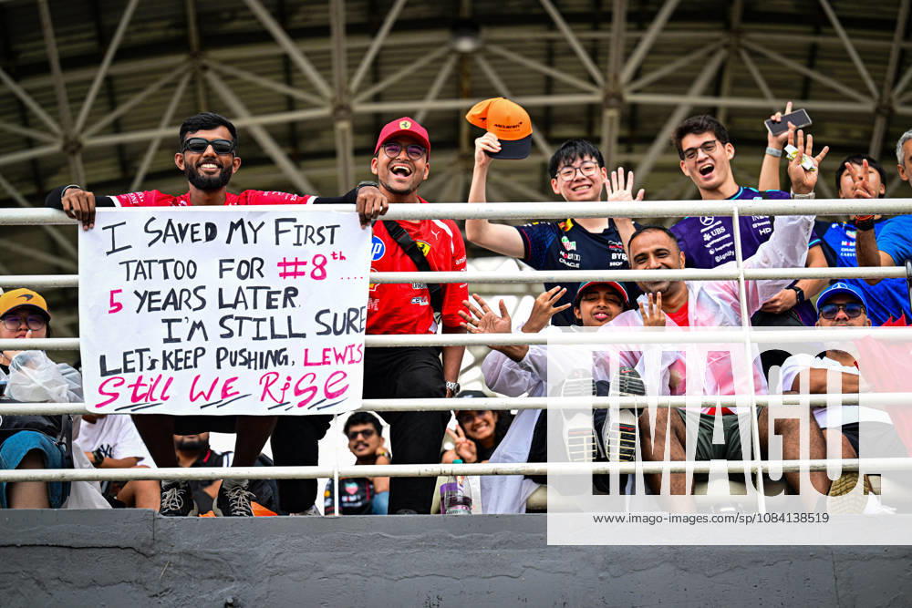 MOTORSPORTS - Formula 1 - 2026 Gulf Air Bahrain Grand Prix in Malaysia - Round 16 of 23 - Sepang International Circuit, Sepang, Malaysia Photo by IPA ABACAPRESS.COM89300602 - F1 Fans in the Grandstands during the 2026 Formula 1 Gulf Air Bahrain Grand Prix in Malaysia at the Sepang International Circuit in Sepang, Malaysia. Round 16 of 23 of the 2026 FIA Formula One World Championship, WM, Weltmeisterschaft held October 2–4, 2026. The race was moved from Bahrain to Malaysia and held at the Sepang International Circuit during the 2026 Formula 1 Gulf Air Bahrain Grand Prix in Malaysia—Round 16 of 23—at the Sepang International Circuit in Sepang, Malaysia, as part of the Formula 1 Championship on October 4, 2026.