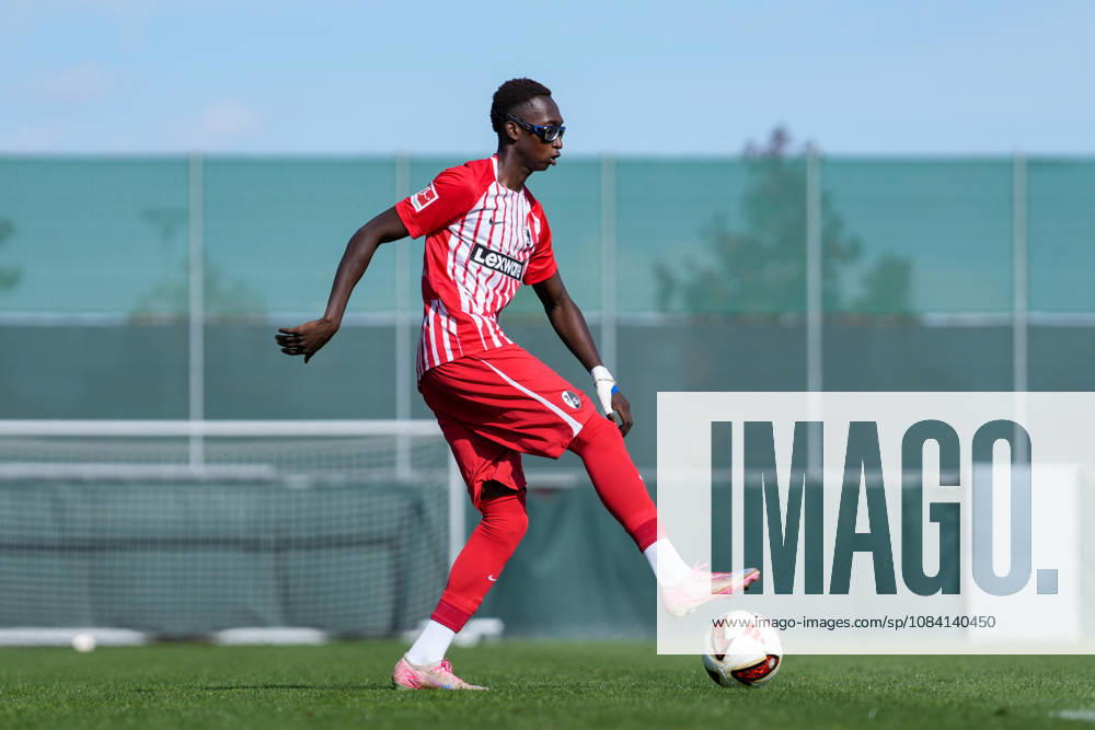 Bismark Adomah, SC Freiburg II, 52 with the ball, Germany, soccer, friendly match, SC Freiburg vs. FC Luzern, October 3, 2026, Europa-Park Stadium, training field, Freiburg, Europa-Park Stadium, training field, Baden-Württemberg, Germany