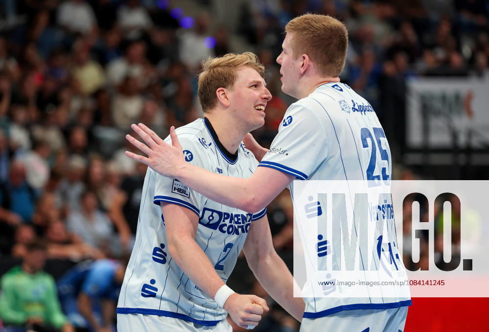 Germany, Stuttgart, Opel HBL, 2026–2027 Bundesliga, TVB Stuttgart vs. TBV Lemgo Lippe, from left: Lukas Hutecek (TBV), Niels Gerardus Versteijnen (TBV)
