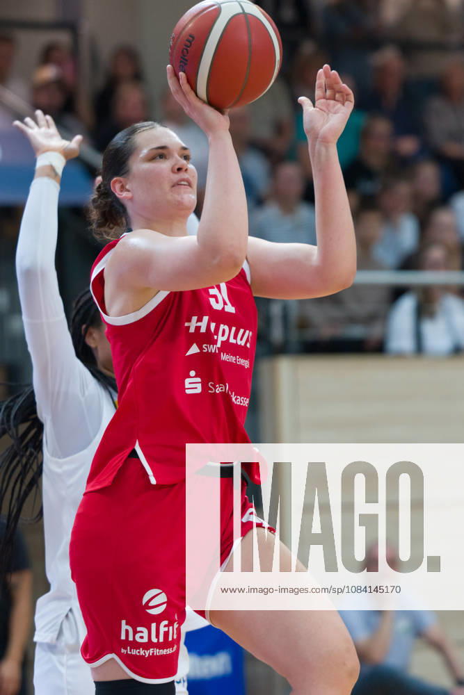 Paula Wenemoser Lions, 31, Helpit Lions vs. TK Hannover Luchse, Women s Basketball, 1st Bundesliga, DBBL, Matchday 1 of the 2026–27 season, April 10, 2026, SWH Arena, Saxony-Anhalt, Germany