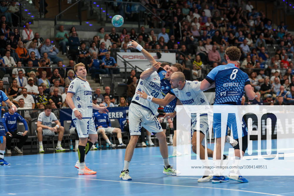 Simone Mengon, TVB Stuttgart, 15 with a shot (GER), TVB Stuttgart vs. TBV Lemgo Lippe, Handball, Opel Handball Bundesliga, Matchday 6, 2026–2027 season, October 4, 2026 GER, TVB Stuttgart vs. TBV Lemgo Lippe, Handball, Opel Handball Bundesliga, Matchday 6, 2026–2027 season, October 4, 2026 Stuttgart