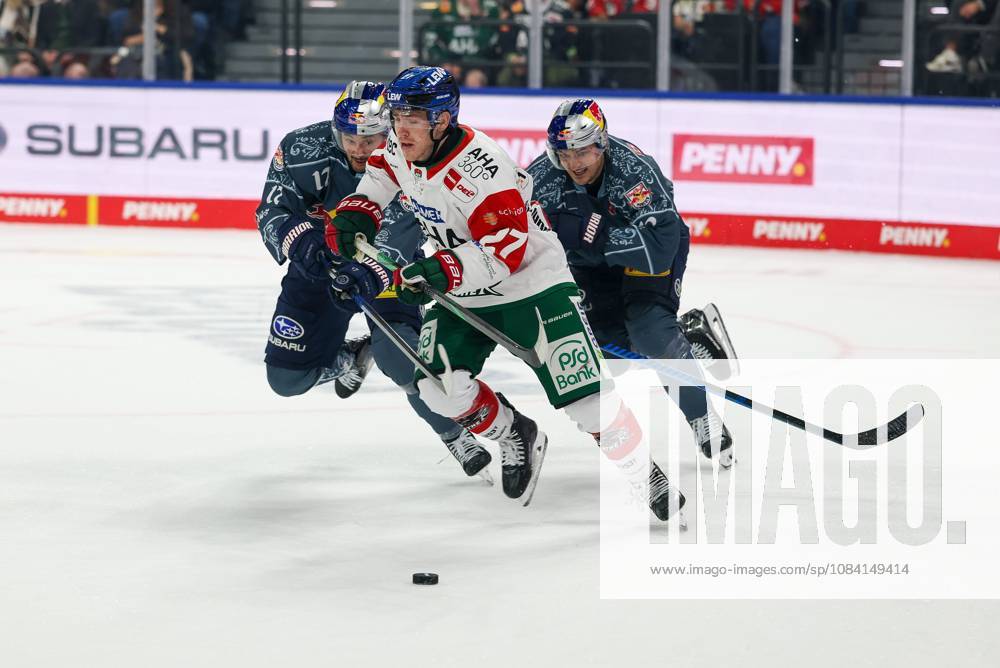 One-on-one, action, featuring Kyle Mayhew (27, Augsburger Panther) and Taro Hirose (17, EHC Red Bull Munich), EHC Red Bull Munich vs. Augsburger Panther, Matchday 6, Ice Hockey, Penny DEL, October 3, 2026, Munich, Bavaria, Germany