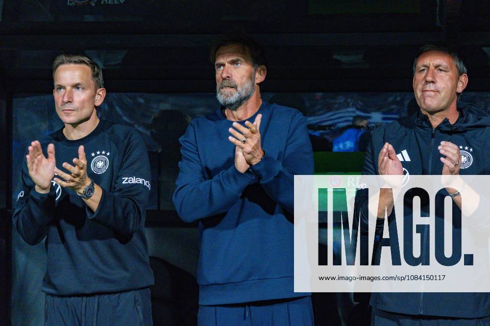 Nations League, Group A, Matchday 4, Greece vs. Germany at Toumba Stadium in Thessaloniki; Jürgen Klopp and the German team singing the national anthem