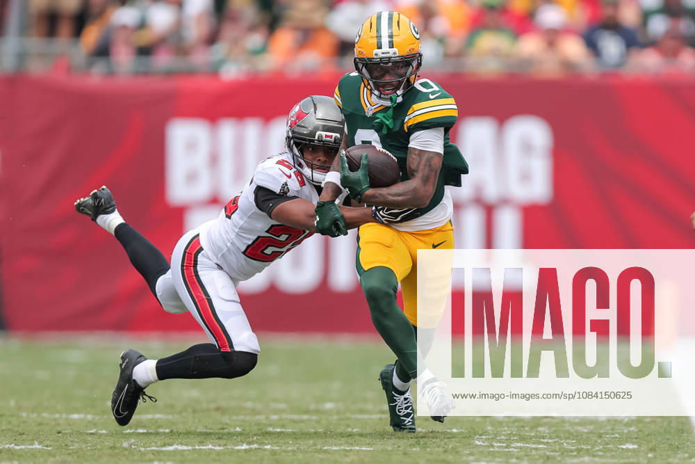 NFL, American Football Herren, USA 2026: Packers Vs Buccaneers OCT 04 Oct 4, 2026; Tampa, FL, USA; Green Bay Packers wide receiver Matthew Golden (0) runs after catching a pass during the NFL game between the Green Bay Packers and Tampa Bay Buccaneers at Raymond James Stadium. Mandatory Credit: Taylor McFee-Cal Media (Credit Image: Â Taylor Mcfee Cal Sport Media) Tampa Fl USA