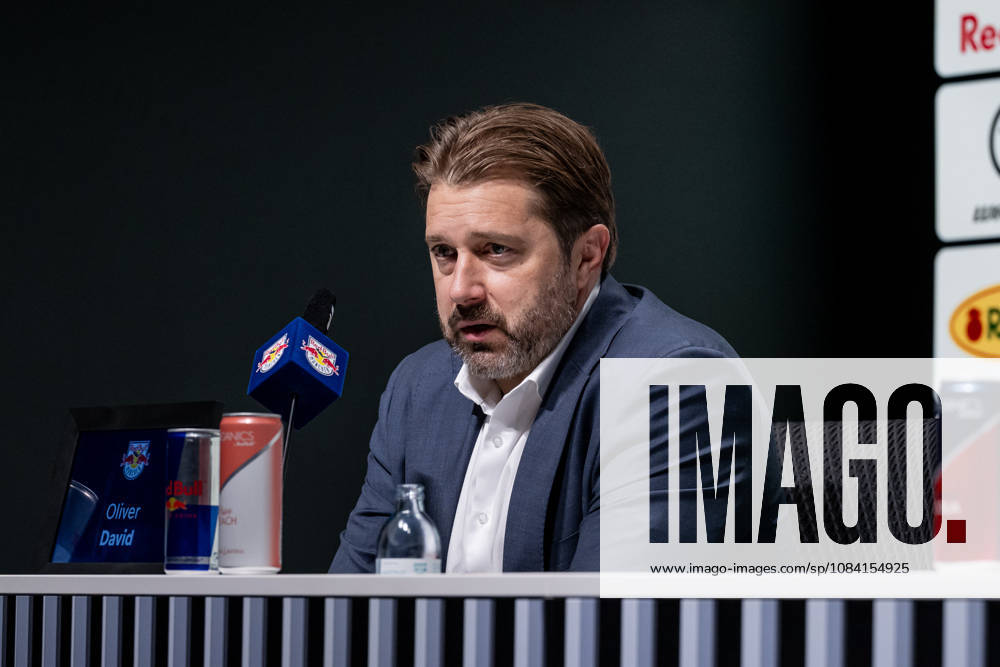 Oliver David, Head Coach, EHC Red Bull Munich, at the postgame press conference for the GER match between EHC Red Bull Munich and the Augsburger Panther, DEL, 2026–2027 season, Matchday 6, October 4, 2026. Photo: HMB Media, Heike Feiner