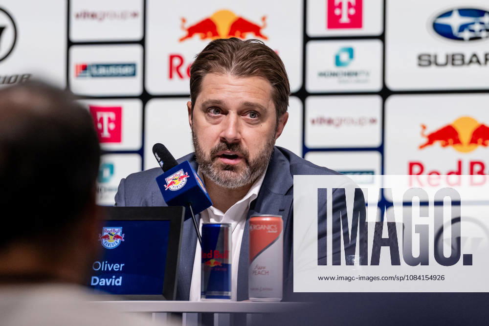 Oliver David, Head Coach, EHC Red Bull Munich, at the postgame press conference. Portrait, GER, EHC Red Bull Munich vs. Augsburger Panther, DEL, 2026–2027 season, Matchday 6, October 4, 2026 Photo: HMB Media, Heike Feiner