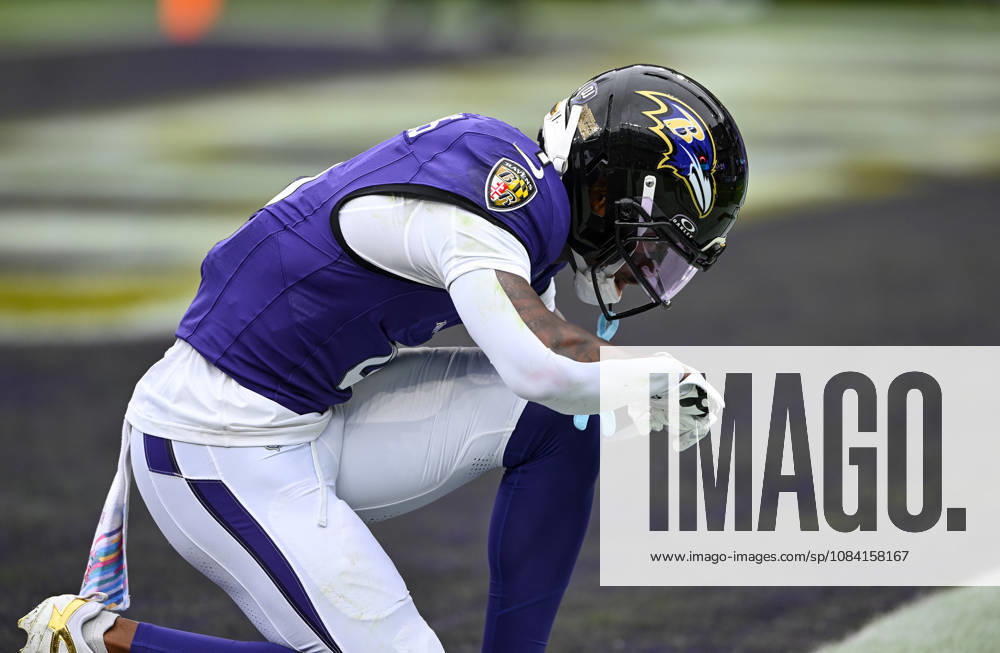 Baltimore Ravens wide receiver Zay Flowers (4) reacts after a 19 yard pass reception and touchdown against the Tennessee Titans during the second quarter at M&T Bank Stadium in Baltimore, Maryland, on Sunday, October 4, 2026. BAL20261004127 DAVIDxTULIS