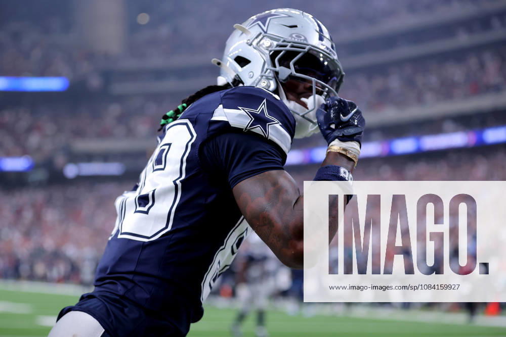 Houston, Texas, U.S: Dallas Cowboys wide receiver Ceedee Lamb (88) reacts after a catch for the game-winning touchdown during the fourth quarter of the NFL, American Football Herren, USA regular season game between the Houston Texans and the Dallas Cowboys at Reliant Stadium in Houston, TX on October 4, 2026. Houston U.S - ZUMAw137 20261004_aap_w137_063