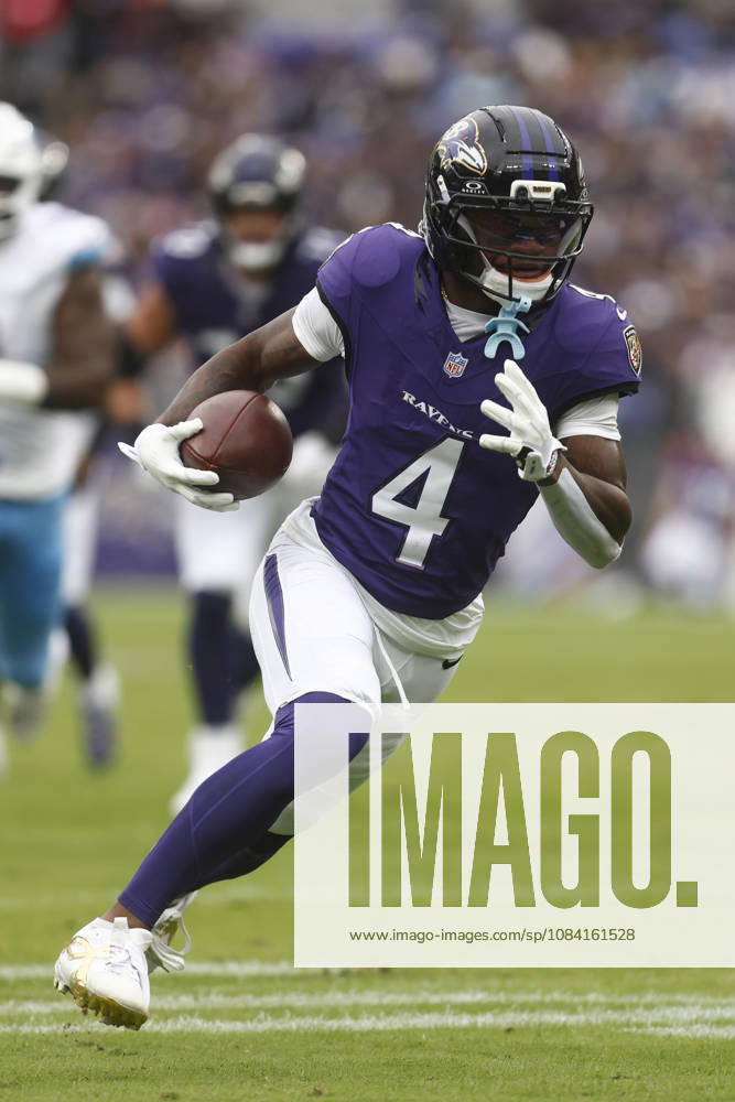 Baltimore Ravens wide receiver Zay Flowers (4) runs to the end zone for a 19-yard touchdown reception during the second quarter of an NFL, American Football Herren, USA game against the Tennessee Titans on Oct 4, 2026; Baltimore, MD, USA; at M&T Bank Stadium. Baltimore won 24-18. Mandatory Credit: -Cal Media Baltimore USA - ZUMAc04_ 20261004_zma_c04_171