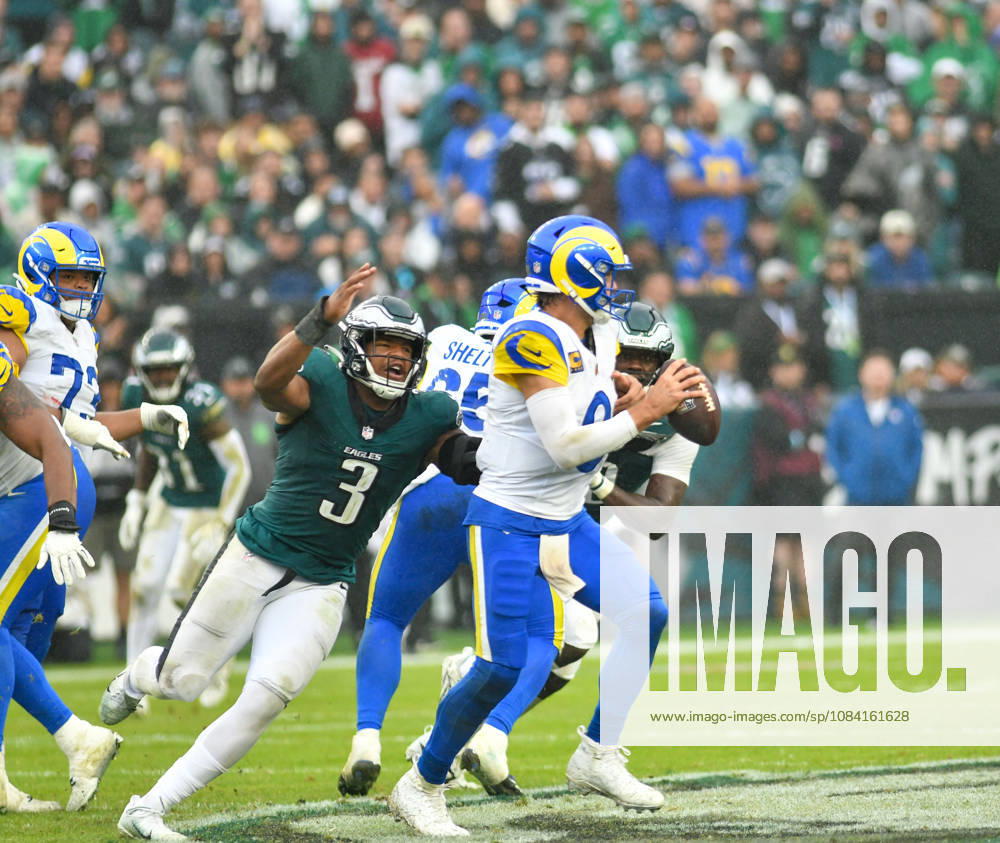 LA Rams QB MATHEW STAFFORD (9) being chased by OLB NOLAN SMITH Jr. (3) during the game against the Philadelphia Eagles at Lincoln Financial Field Philadelphia United States - ZUMArf1_ 20261004_zaf_rf1_024