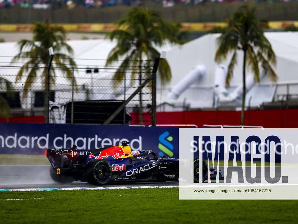 Max Verstappen of the Netherlands driving the (3) Oracle Red Bull Racing RB22 during the race of the FIA Formula 1 Grand Prix of Bahrain in Malaysia at the Sepang Circuit on October 04, 2026 in Kuala Lumpur, Malaysia. (Photo by Qian Jun SPP-Paddocker)