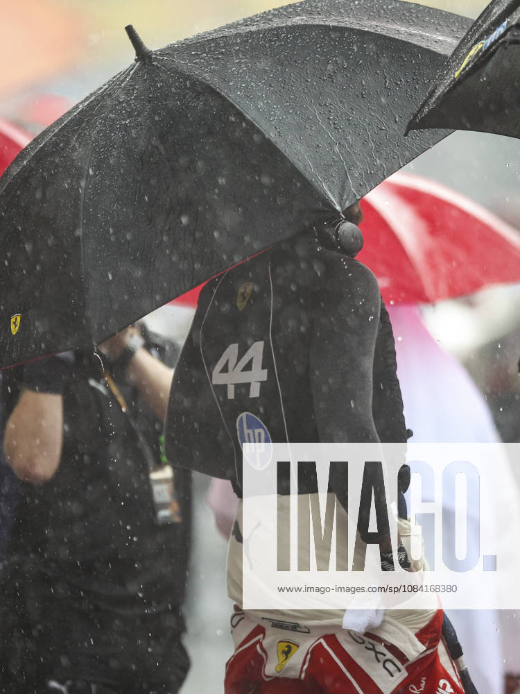 F1 - BAHRAIN GRAND PRIX IN MALAYSIA 2026 HAMILTON Lewis (gbr), Scuderia Ferrari SF-26, portrait rain, pluie, during the 2026 Formula 1 Bahrain Grand Prix in Malaysia, 16th round of the 2026 Formula One World Championship, WM, Weltmeisterschaft from October 2 to 4, 2026 on the Sepang International Circuit, in Sepang, Malaysia - SepangMalaysia