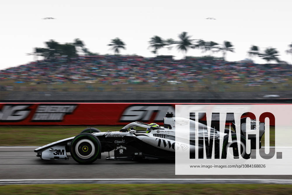 F1 - BAHRAIN GRAND PRIX IN MALAYSIA 2026 11 PEREZ Sergio (mex), Cadillac F1 Team MAC-26, action during the 2026 Formula 1 Bahrain Grand Prix in Malaysia, 16th round of the 2026 Formula One World Championship, WM, Weltmeisterschaft from October 2 to 4, 2026 on the Sepang International Circuit, in Sepang, Malaysia - SepangMalaysia