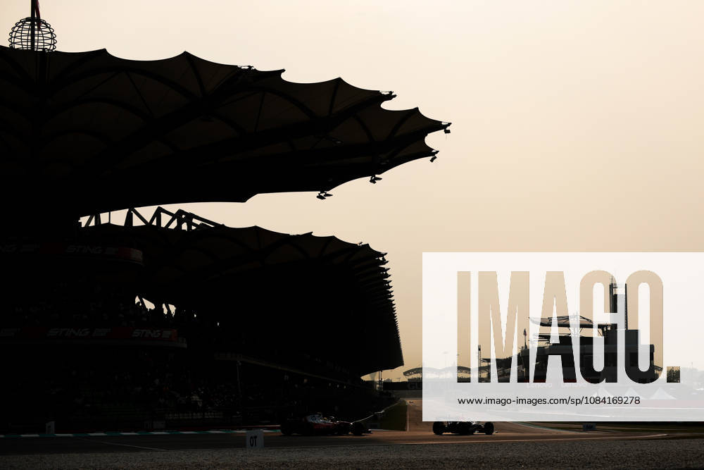 F1 - BAHRAIN GRAND PRIX IN MALAYSIA 2026 44 HAMILTON Lewis (gbr), Scuderia Ferrari SF-26, action and 06 HADJAR Isack (fra), Red Bull Racing Ford RB22, action during the 2026 Formula 1 Bahrain Grand Prix in Malaysia, 16th round of the 2026 Formula One World Championship, WM, Weltmeisterschaft from October 2 to 4, 2026 on the Sepang International Circuit, in Sepang, Malaysia - SepangMalaysia