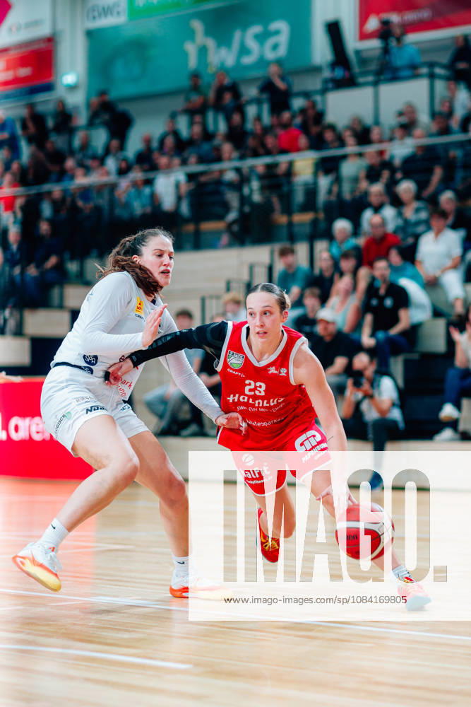 BB 1BL Halfit Lions vs. TK Hannover Luchse Jordan King of the Halfit Lions during the 2026–2027 season in the DBBL Toyota Women s Basketball Bundesliga in a game between the Halfit Lions and TK Hannover Luchse at the SWH Arena on October 4, 2026, in Halle (Saale), Saxony-Anhalt, Germany