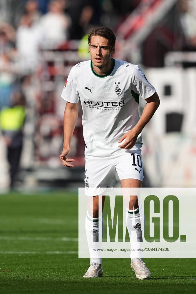 Men s, Soccer, Friendly Match, FC St. Pauli vs. Borussia Mönchengladbach, 2026–2027 Season, Millerntor Stadium, Florian Neuhaus, Borussia Mönchengladbach, 10 DFB regulations prohibit any use of photographs as image sequences and or quasi-video