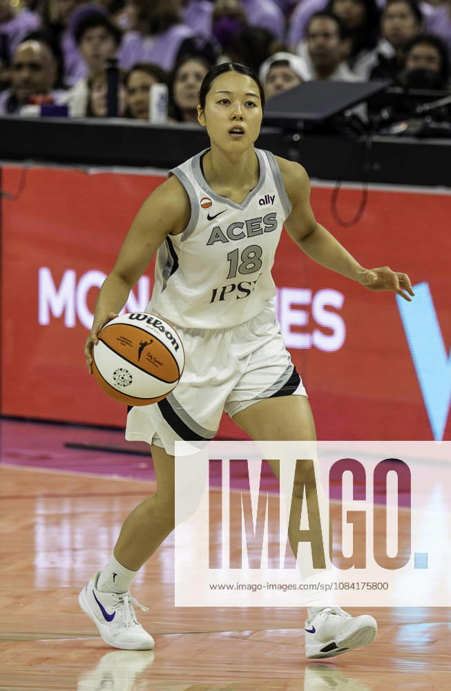 OCT 04 2026 San Francisco, CA U.S.A. Las Vegas Aces guard Mai Yamamoto (18)looks to pass the ball during the WNBA, Basketball Damen, USA semifinals playoff game 1 western conference between the Las Vegas Aces and the Golden State Valkyries at the Chase Centers. CSM San Francisco USA - ZUMAc04_ 20261004_zma_c04_396